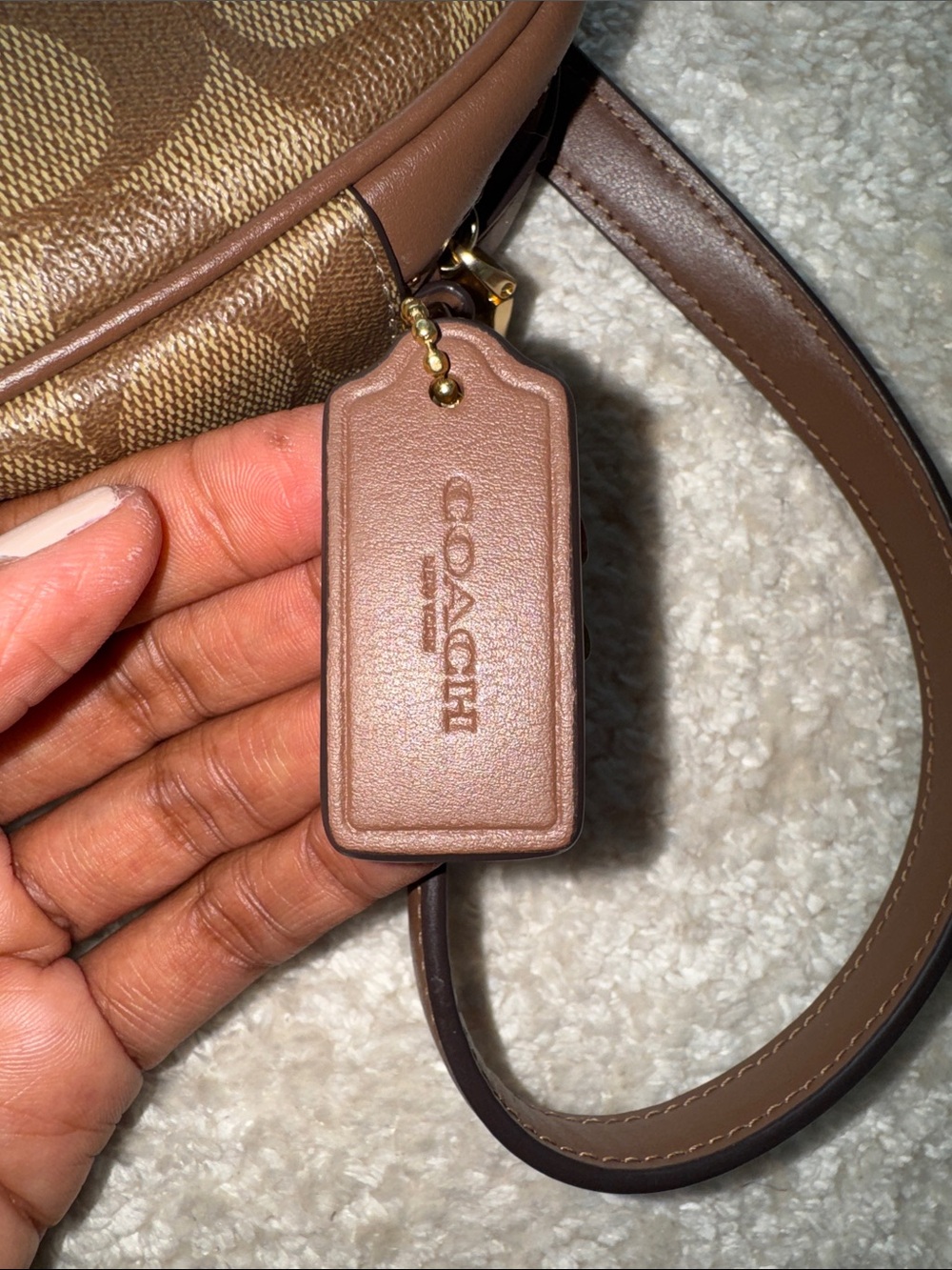 Coach Brown/Khaki Signature Canvas Crossbody Bag - Picture 4 of 9